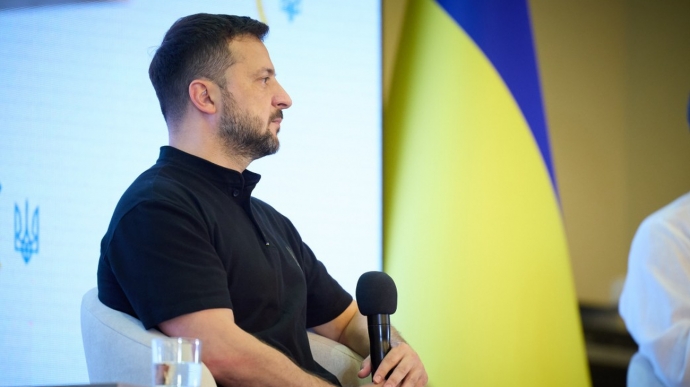 Зеленский: Я ожидаю, кто прибудет от России, и тогда определю, какие шаги стоит делать Украине