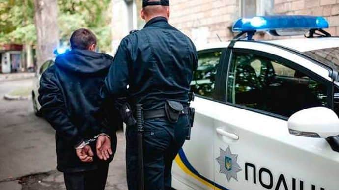 Порівняно з 2021 роком українці стали значно більше довіряти поліції і СБУ – опитування